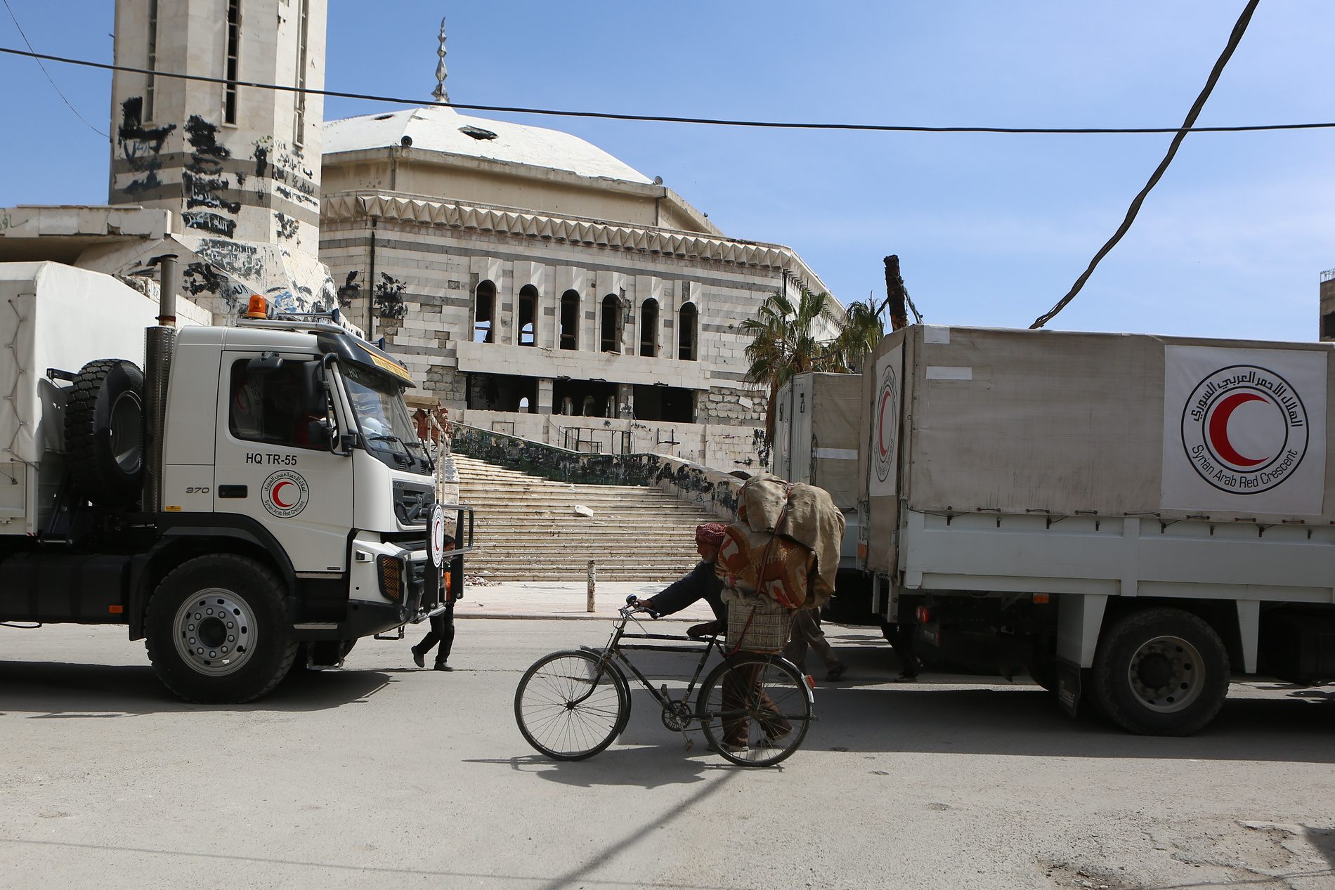 A humanitarian convoy of the Red Crescent Movement in Syria.